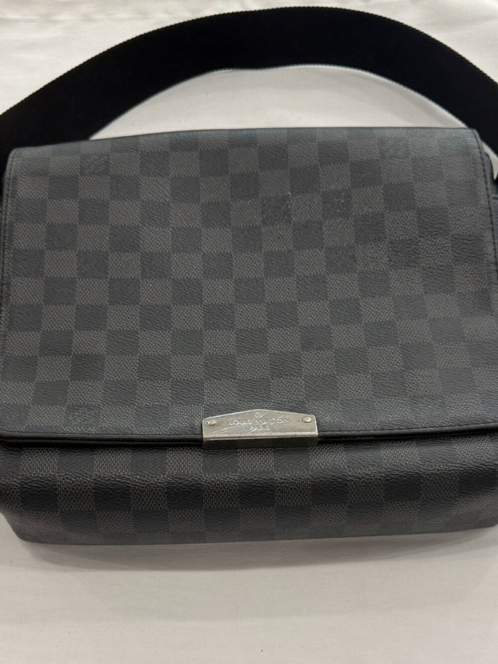 Louis Vuitton Damier Graphite Canvas District PM Messenger Bag-With Authenticity